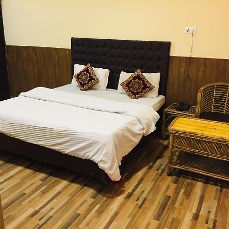 Hotel Prem G, موسوري المظهر الخارجي الصورة