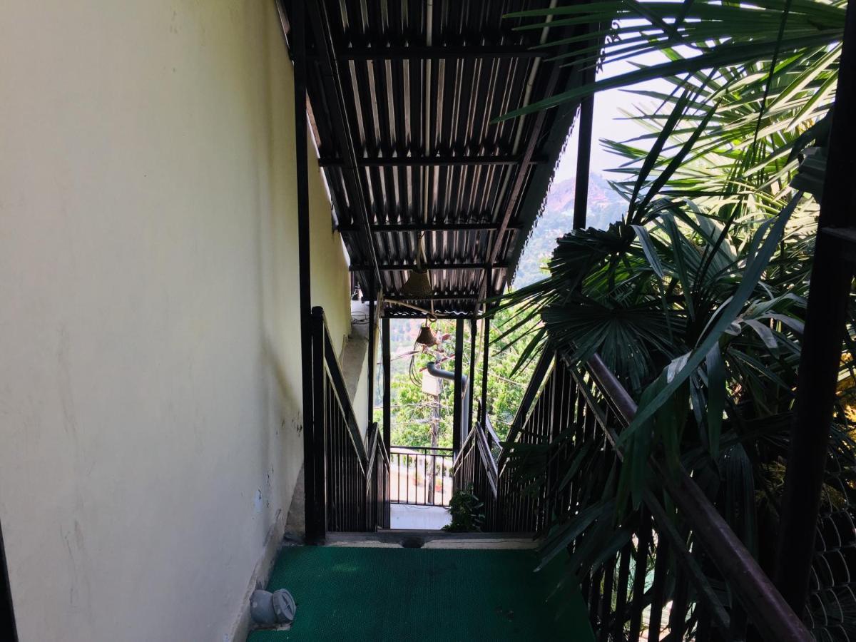 Hotel Prem G, موسوري المظهر الخارجي الصورة